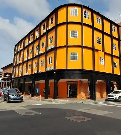 La Cubana Hotel & Suites Colon Ngoại thất bức ảnh