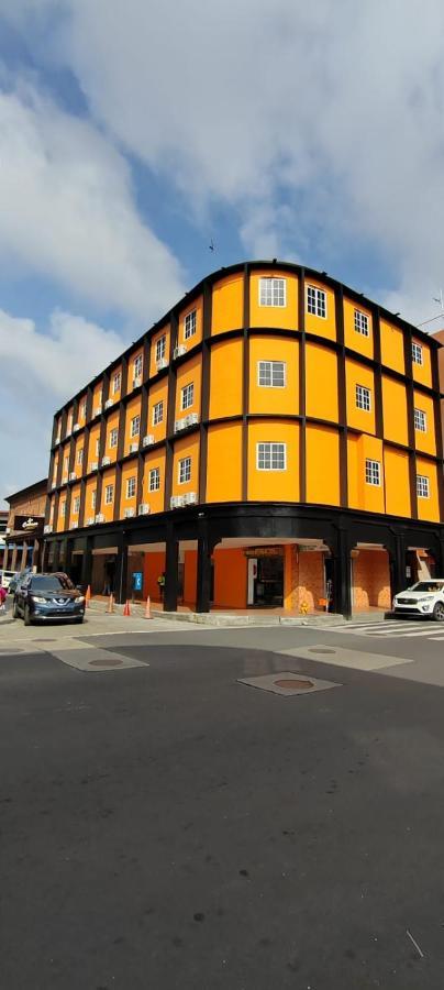 La Cubana Hotel & Suites Colon Ngoại thất bức ảnh